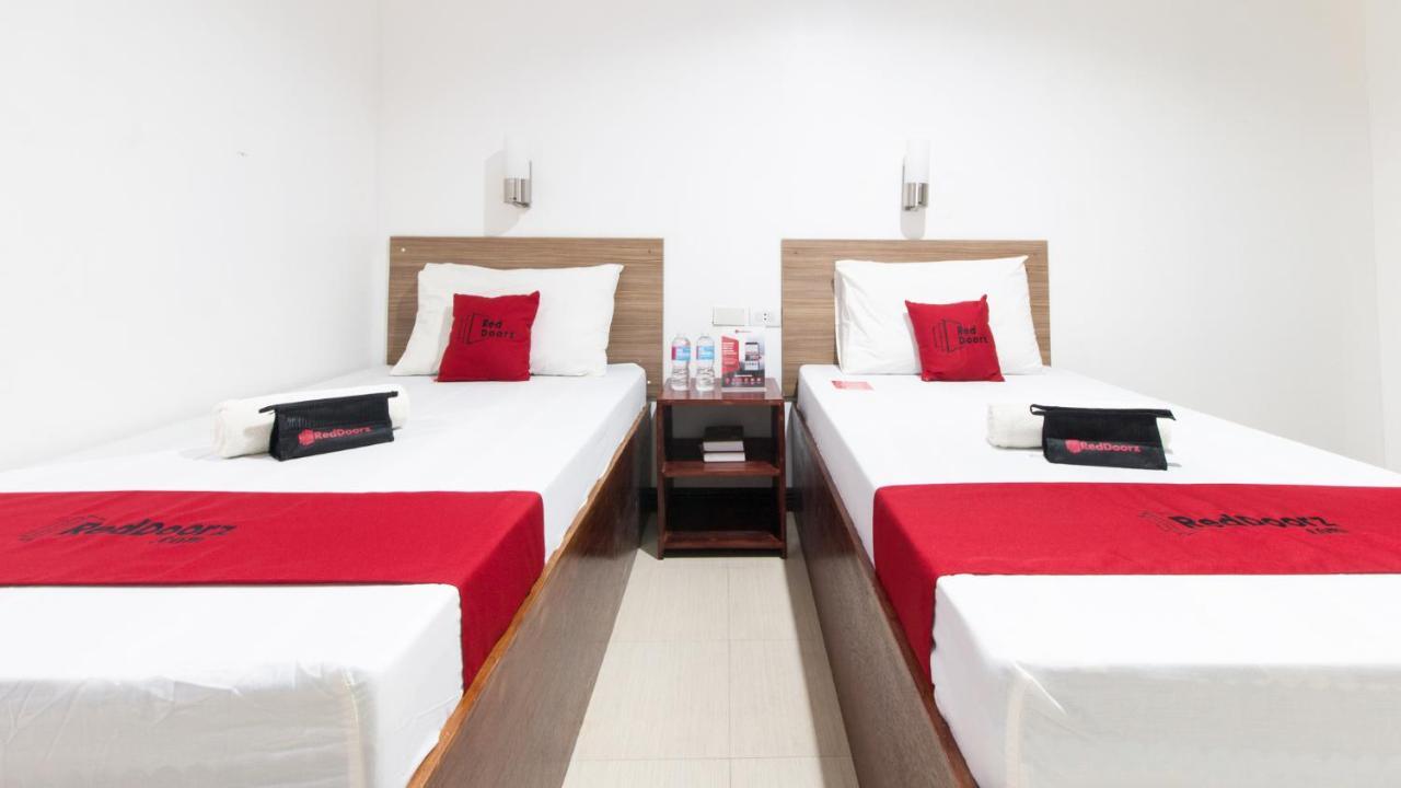 Reddoorz Plus Near Vigan City Commercial Center Exterior foto